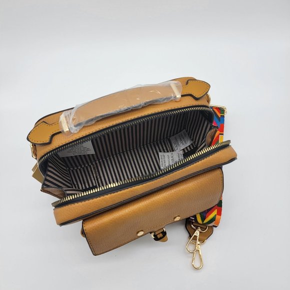 Crossbody Jolene Couture  color Mustard NWT - Picture 5 of 10